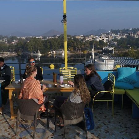 Whereabout Hostel Udaipur Bagian luar foto