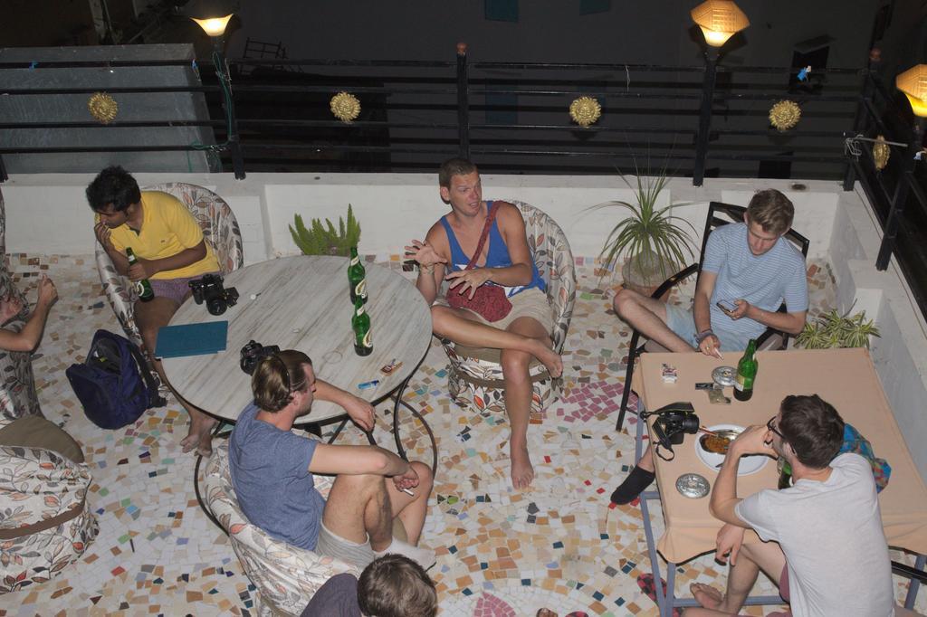 Whereabout Hostel Udaipur Bagian luar foto